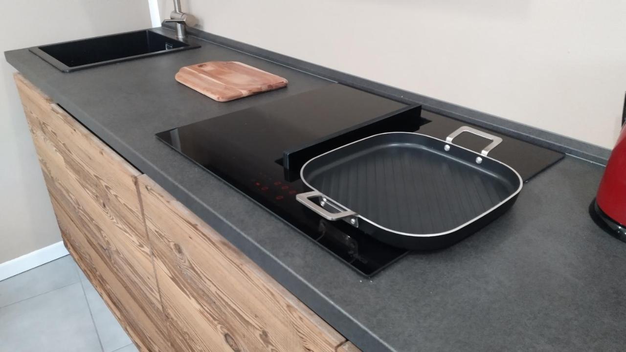 Adamello Peak Apartments Тему Экстерьер фото
